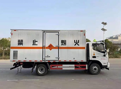 绿园爆破器材运输车